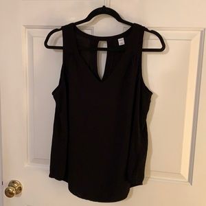 *SALE! 4/$15 Old navy tank